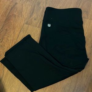 Fabletics capri
